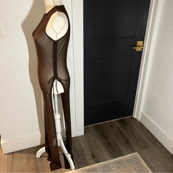 Revolve Superdown Chelsea Maxi Brown Cover Up Sz Small - Picture 5 of 10
